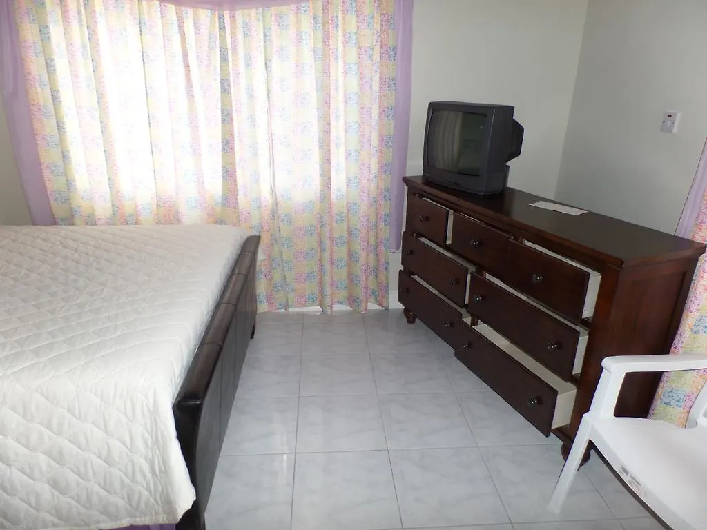 The Royal Kensington Villa 4 Montego Bay 0*,  Jamaica