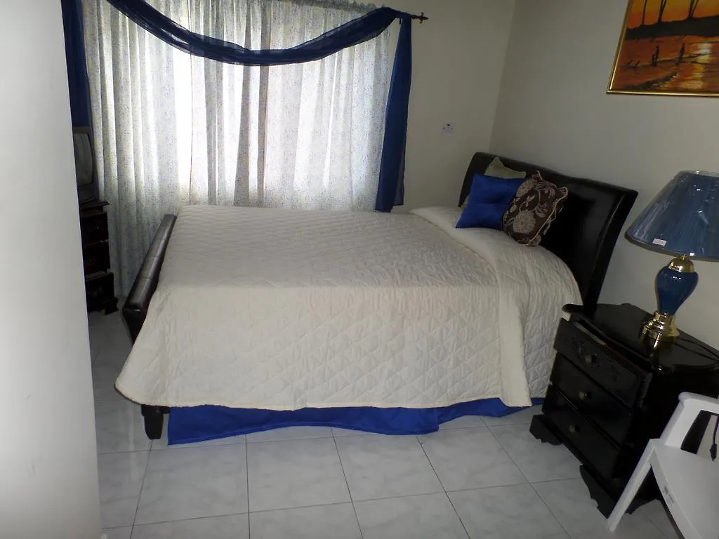The Royal Kensington Villa 4 Montego Bay