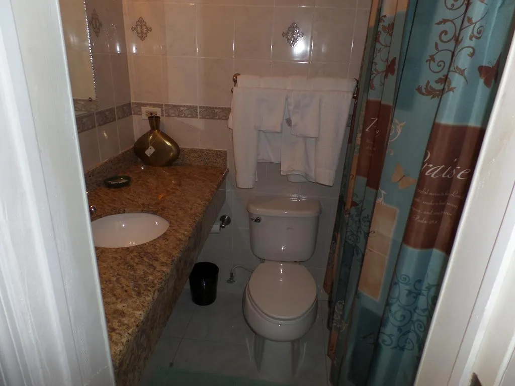 The Royal Kensington Villa 4 Montego Bay