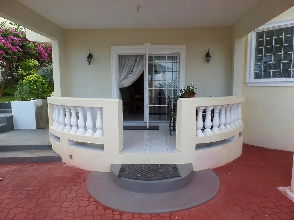 The Royal Kensington Villa 4 Montego Bay
