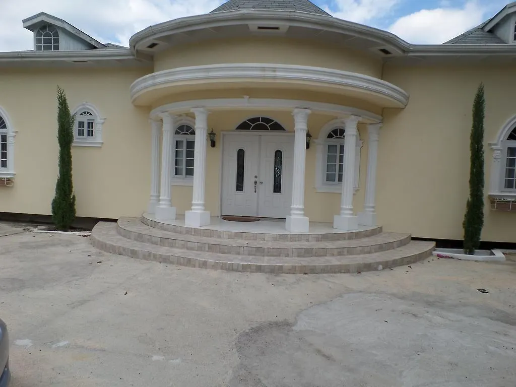 The Royal Kensington Villa 4 Montego Bay